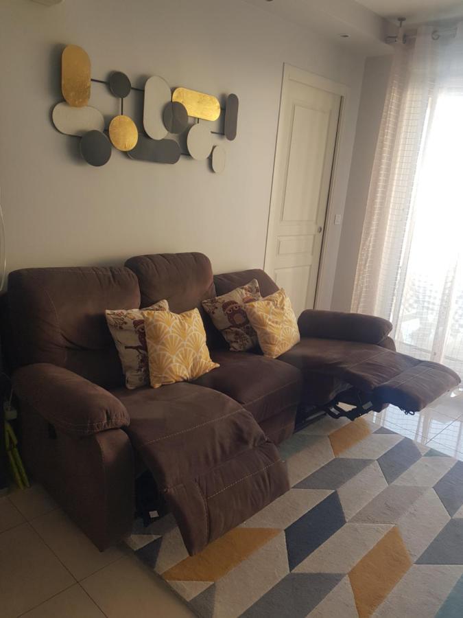 Beau appartement avec garage fermé Beausoleil Exterior foto